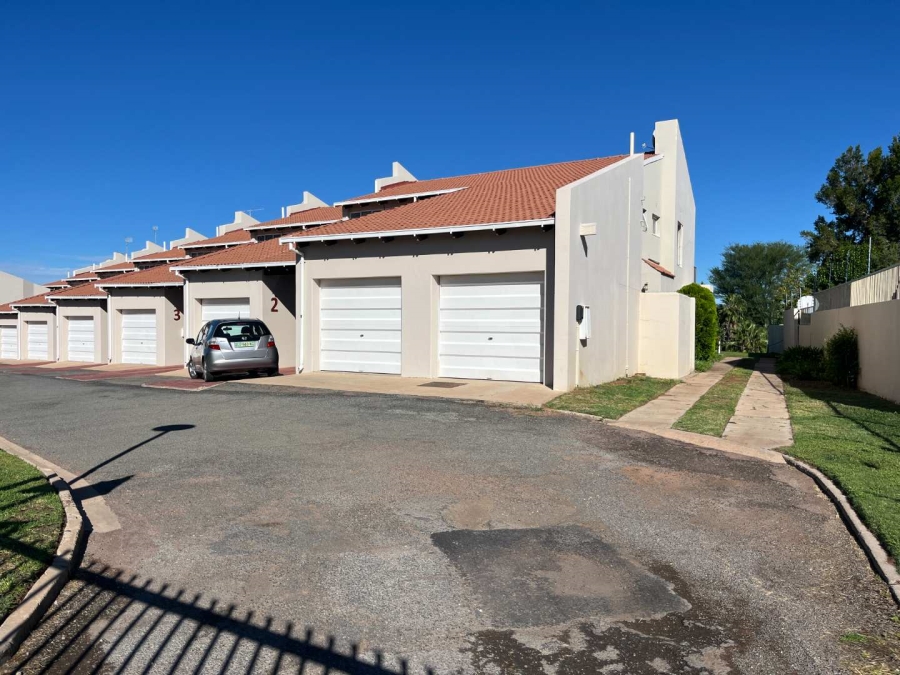 2 Bedroom Property for Sale in Middelpos Northern Cape